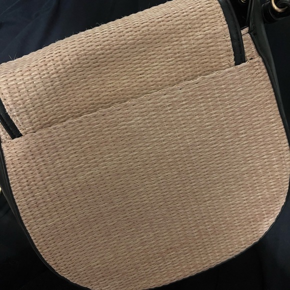 Stylish Black and Tan Crossbody Bag - Picture 5 of 6